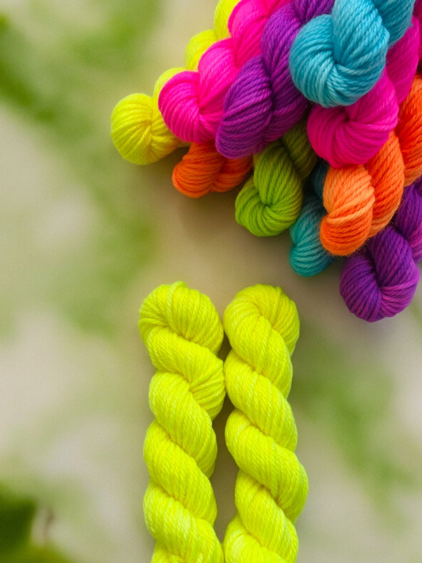 Neon merino sock minis
