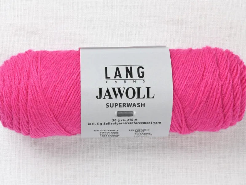 A skein of bright pink Timo sukka ohje fingerin ja Lang jawoll yarn with a white label, set on a light textured background—ideal for your next neulontaohje or sock project.