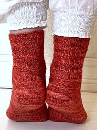 Eero Sock Pattern finger and Lana Grossa Vintage socks