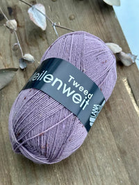 Lauri Finger's sock pattern + Lana Grossa Meilenweit tweed