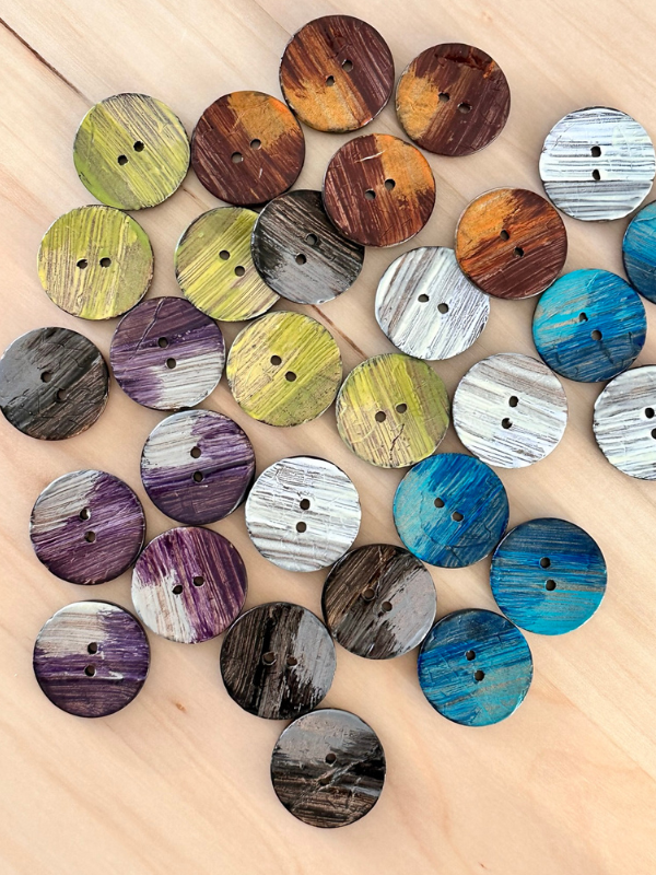 Hand-painted recycled buttons 25mm