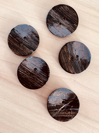 Hand-painted recycled buttons 25mm