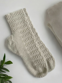Juhani sock pattern PDF + Lana Grossa Meilenweit 8