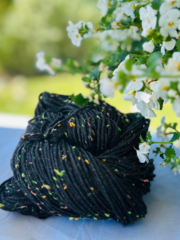 WoolWomen neon tweed