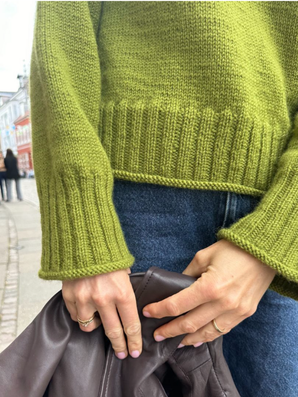 PetiteKnit Amy sweater knitting pattern