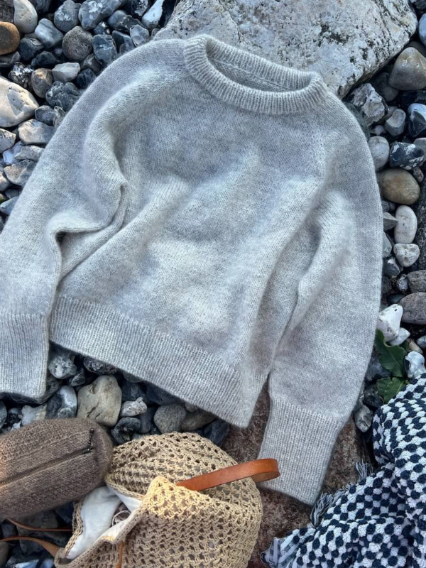 PetiteKnit Monday sweater knitting pattern