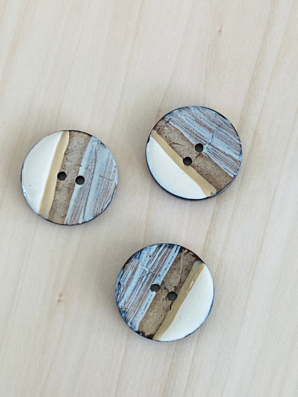Coconut button 25mm