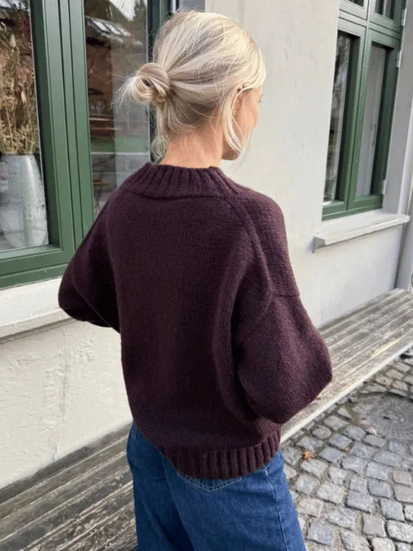 Petiteknit Hannah Sweater V-neck Suomi