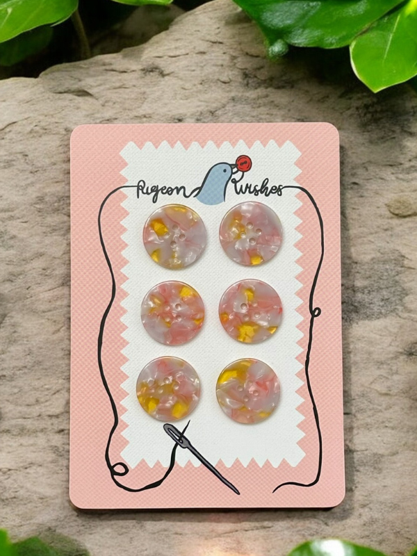 Pigeon Wishes Fanciful button set 25 mm