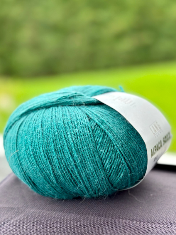 Instructions for Mittums gloves (PDF) + Lang Alpaca soxx 4ply 