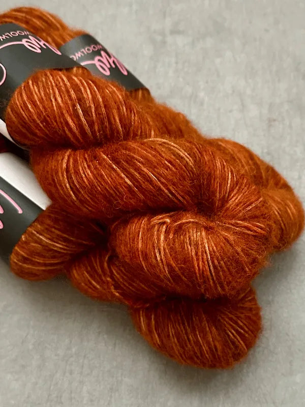 WoolWomen Alpaca blow