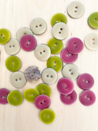 Pearl button 20mm enamel